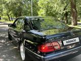 Mercedes-Benz E 320 1997 года за 3 500 000 тг. в Алматы – фото 2