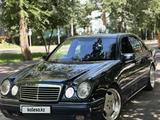 Mercedes-Benz E 320 1997 года за 3 500 000 тг. в Алматы