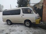 Toyota Hiace 1994 годаүшін2 500 000 тг. в Алтай – фото 3
