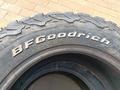 Шины 265/65 R17 — "BFGoodrich All-Terrain T/A" (США), летние. В хfor50 000 тг. в Астана – фото 9