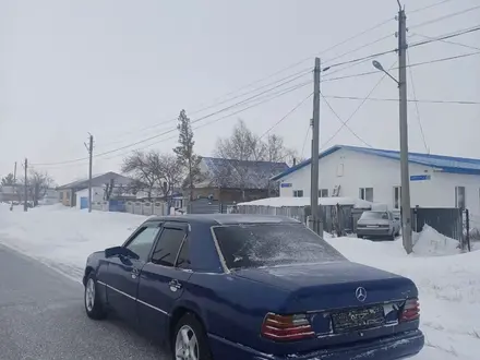 Mercedes-Benz E 200 1993 года за 1 550 000 тг. в Караганда – фото 13