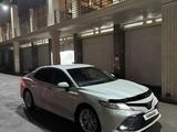 Toyota Camry 2018 года за 13 700 000 тг. в Алматы – фото 3