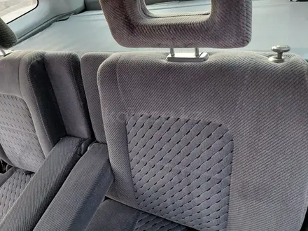Honda CR-V 2000 года за 5 200 000 тг. в Алматы – фото 73