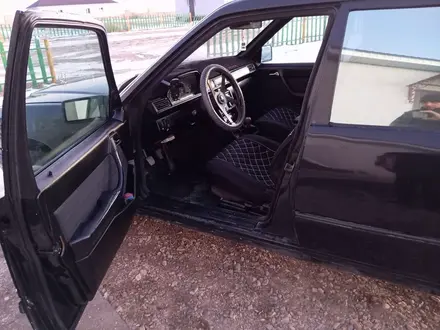 Mercedes-Benz E 230 1990 года за 1 550 000 тг. в Жанакорган – фото 3