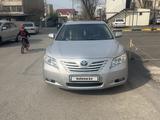 Toyota Camry 2007 года за 4 500 000 тг. в Шымкент – фото 2