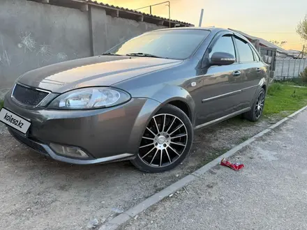 Daewoo Gentra 2014 года за 2 500 000 тг. в Шымкент – фото 4
