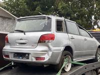 Mitsubishi Outlander 2005 года за 123 321 тг. в Караганда