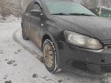 Volkswagen Polo 2014 годаfor3 000 000 тг. в Алматы – фото 2