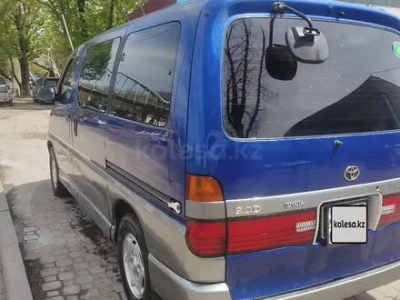 Toyota Granvia 1996 года за 3 200 000 тг. в Алматы – фото 4