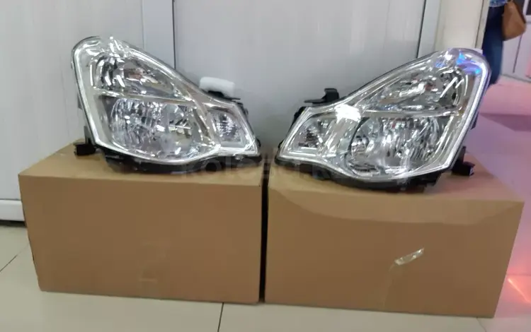 Фары передние Almera g15 за 28 000 тг. в Актобе