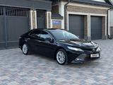 Toyota Camry 2018 года за 13 200 000 тг. в Кызылорда – фото 2