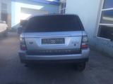 Land Rover Range Rover Sport 2008 года за 1 000 000 тг. в Атырау – фото 2