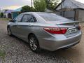 Toyota Camry 2015 года за 6 500 000 тг. в Актобе – фото 2