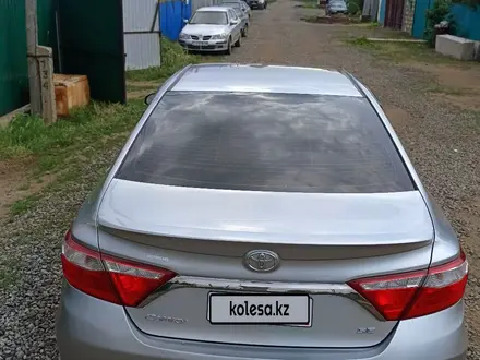 Toyota Camry 2015 года за 6 500 000 тг. в Актобе – фото 4