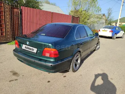 BMW 528 1998 года за 2 300 000 тг. в Алматы – фото 2