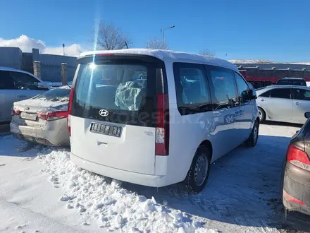 Hyundai Staria 2024 года за 22 700 000 тг. в Алматы – фото 6