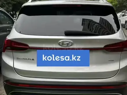 Hyundai Santa Fe 2022 года за 17 500 000 тг. в Алматы – фото 2