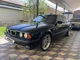 BMW 528 1993 года за 4 300 000 тг. в Шымкент – фото 3