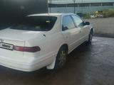 Toyota Camry 1997 годаfor2 500 000 тг. в Алматы – фото 5