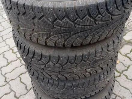 Диски с шинами 235/75 R15 за 160 000 тг. в Алматы