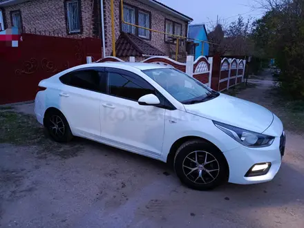 Hyundai Accent 2018 года за 6 300 000 тг. в Костанай – фото 4