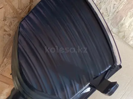 Поворотник (Габарит) — Toyota Sienna 2001 — хрустальный за 7 500 тг. в Алматы – фото 6