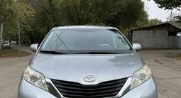 Toyota Sienna 2013 годаfor7 500 000 тг. в Алматы