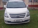 Hyundai Starex 2016 года за 12 500 000 тг. в Шымкент – фото 2