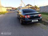 Volkswagen Passat 2007 года за 2 800 000 тг. в Шымкент – фото 4