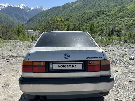 Volkswagen Vento 1995 года за 1 800 000 тг. в Есик – фото 4