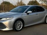 Toyota Camry 2020 года за 12 800 000 тг. в Алматы – фото 5