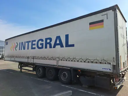 Schmitz Cargobull  SCB 2015 года за 7 000 000 тг. в Уральск