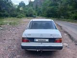 Mercedes-Benz E 200 1988 года за 520 000 тг. в Мерке – фото 2