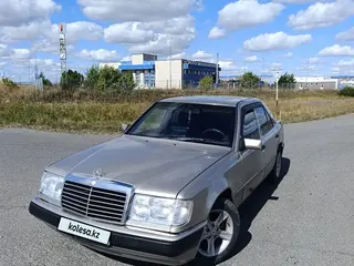 Mercedes-Benz E 230