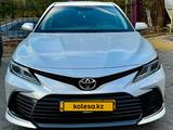 Toyota Camry 2022 года за 14 400 000 тг. в Алматы