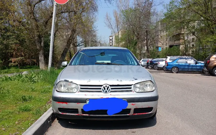 Volkswagen Golf 2001 годаүшін2 300 000 тг. в Алматы