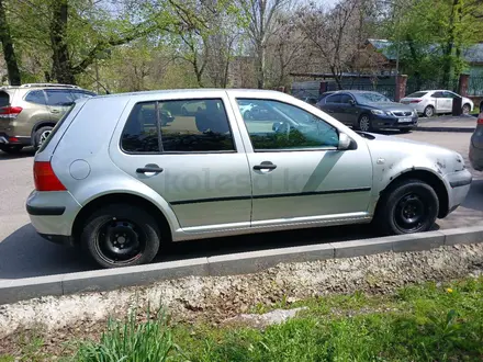 Volkswagen Golf 2001 года за 2 300 000 тг. в Алматы – фото 6