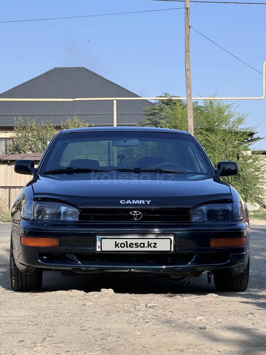 Toyota Camry 1992 г.