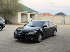 Toyota Camry, 2010