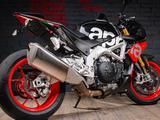 Aprilia  Tuono V4 Factory 2018 года за 8 989 000 тг. в Алматы – фото 3