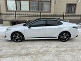 Toyota Camry 2020 года за 16 000 000 тг. в Уральск – фото 4