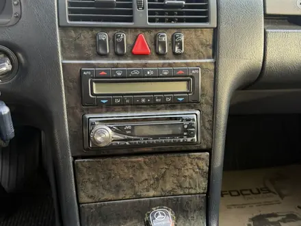 Mercedes-Benz E 320 1996 года за 2 900 000 тг. в Алматы – фото 21