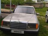 Mercedes-Benz E 200 1992 годаүшін1 400 000 тг. в Алматы – фото 2