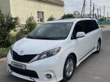 Toyota Sienna 2010 годаүшін9 500 000 тг. в Уральск