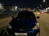 Hyundai Solaris 2013 года за 3 100 000 тг. в Атырау – фото 4