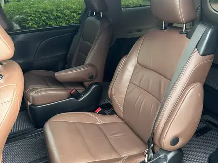 Toyota Sienna 2016 года за 10 900 000 тг. в Уральск – фото 21