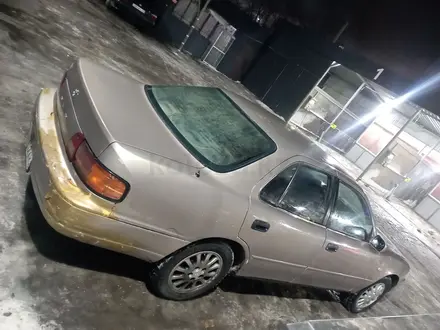 Toyota Camry 1996 года за 1 750 000 тг. в Алматы – фото 5