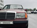 Mercedes-Benz E 230 1991 годаүшін1 500 000 тг. в Караганда – фото 2