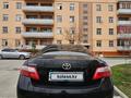 Toyota Camry 2011 года за 8 000 000 тг. в Туркестан – фото 2