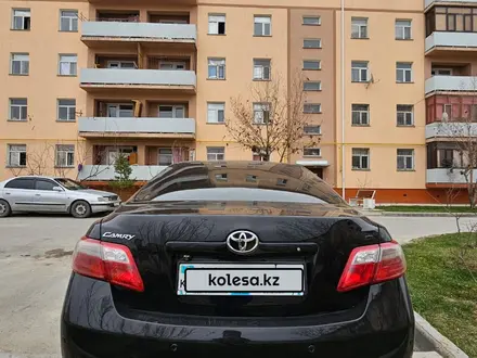 Toyota Camry 2011 года за 8 000 000 тг. в Туркестан – фото 2